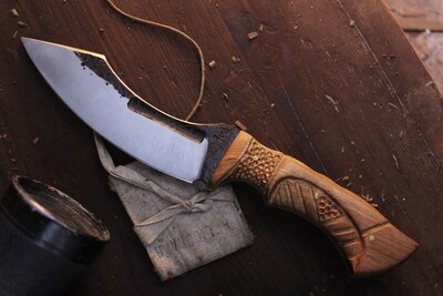 Barrett Knives Denali 6” Sickle Hunter / Carved Maple / Forge Finish 1095