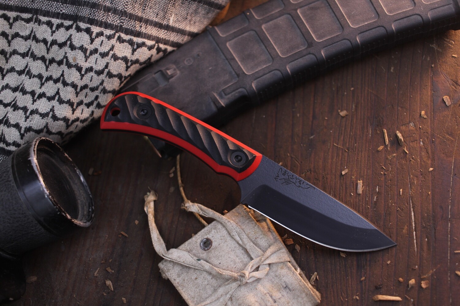 Half Face Blade Cav Jr. 3.5&quot; Fixed Blade / Black &amp; Cherry Red Layered G-10 / Elite Black Cerakote S35VN