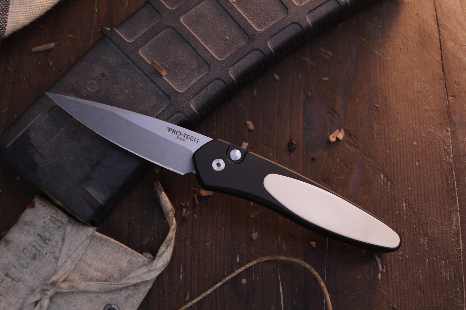 Pro-Tech Newport Tuxedo 3&quot; Automatic Folder / Black Aluminum &amp; Ivory Micarta / Stonewashed S35VN