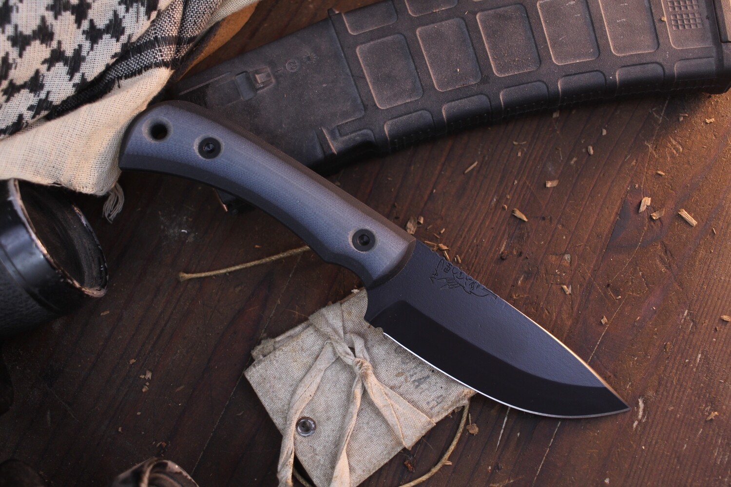 Half Face Blade Cavner 4.2&quot; Fixed Blade / Gray &amp; Black G-10 / Elite Black Cerakote S35VN