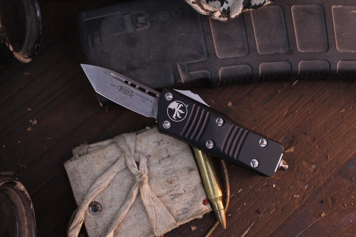 Microtech Mini Troodon 1.98&quot; OTF Automatic Knife / Black / Stonewashed Tanto ( Pre Owned )