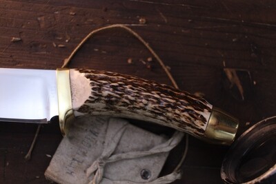 David Reed Groß Jager Messer 5" Fixed Blade / Elk Antler &amp; Brass Single Guard / Satin Clip Point D2
