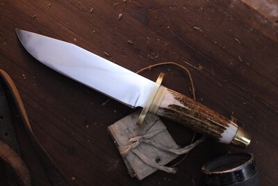 David Reed Riese Jager Messer 7" Fixed Bowie / Elk Antler With Brass Guard &amp; Pommel / Satin D2