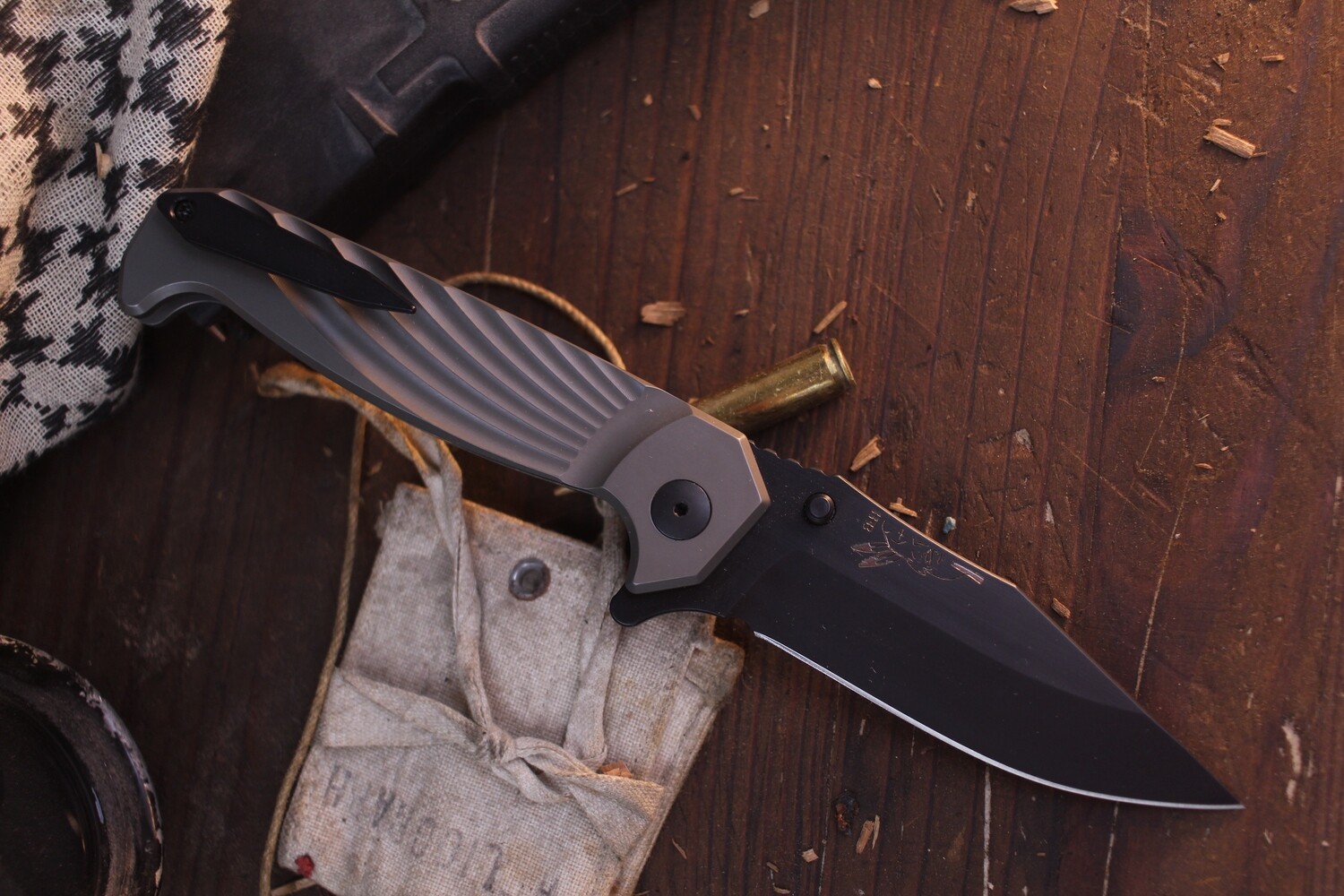 Half Face Blade Crow 3.25&quot; Plunge Lock Flipper / Monolithic Contoured Titanium Frame / Elite Black Cerakote S45VN