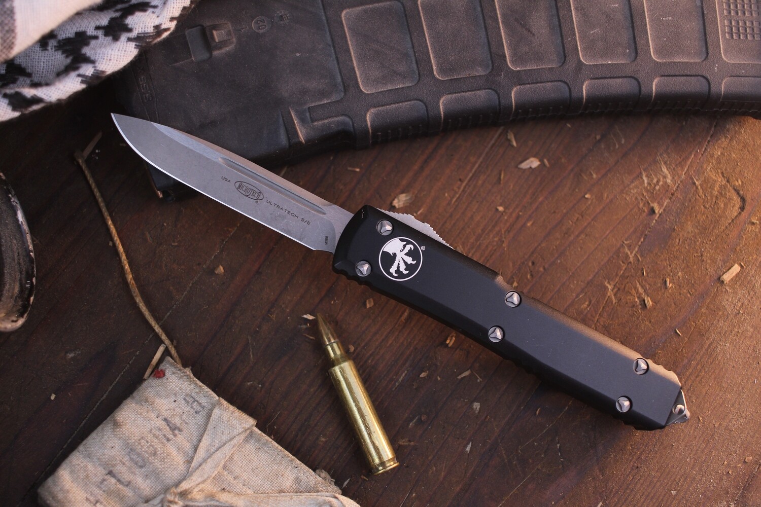 Microtech Ultratech S/E 3.4&quot; OTF Automatic / Black Aluminum / Apocalyptic Finish ( Pre Owned )