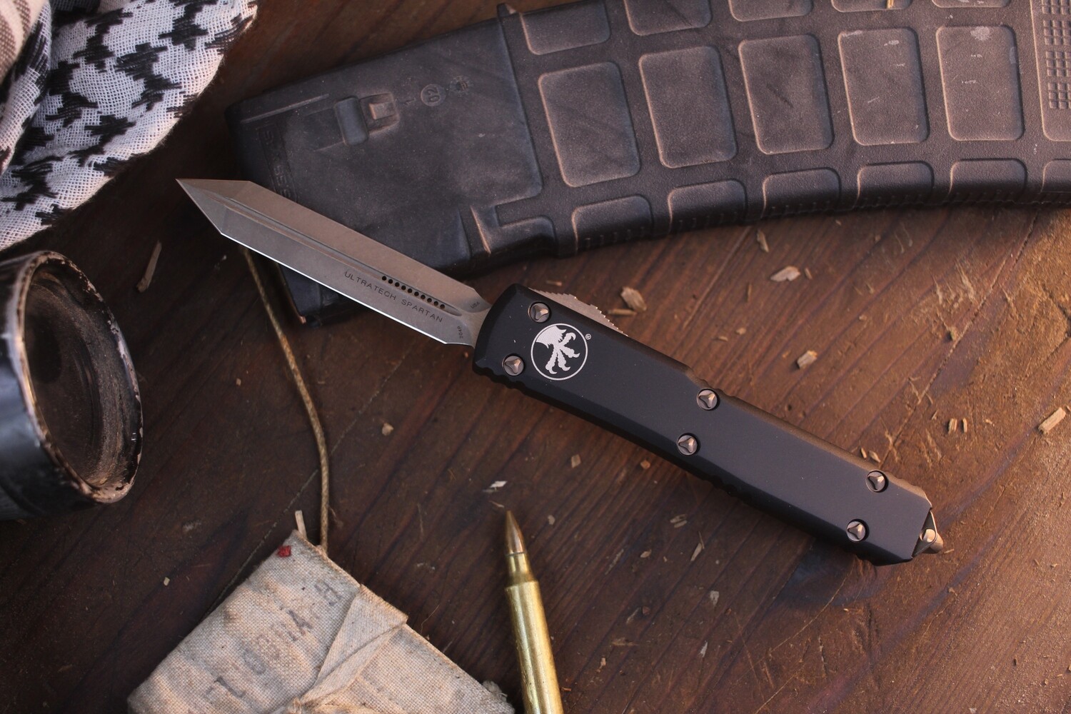 Microtech Spartan Ultratech SPARTAN 3.46” OTF Auto / Black Aluminum &amp; Bronze Hardware / Bronze Apocalyptic 204P ( Pre Owned )
