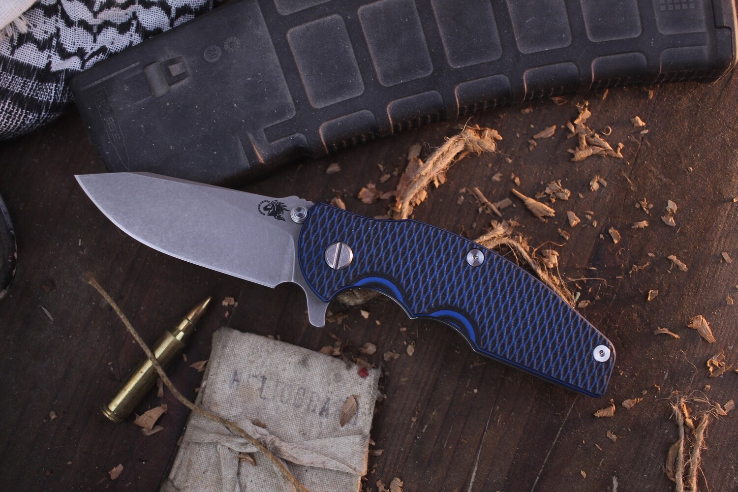 Hinderer Knives Jurassic 3.5&quot; Framelock Flipper /  Textured Blue &amp; Black G-10 / Working Finish Magnacut ( Pre Owned )