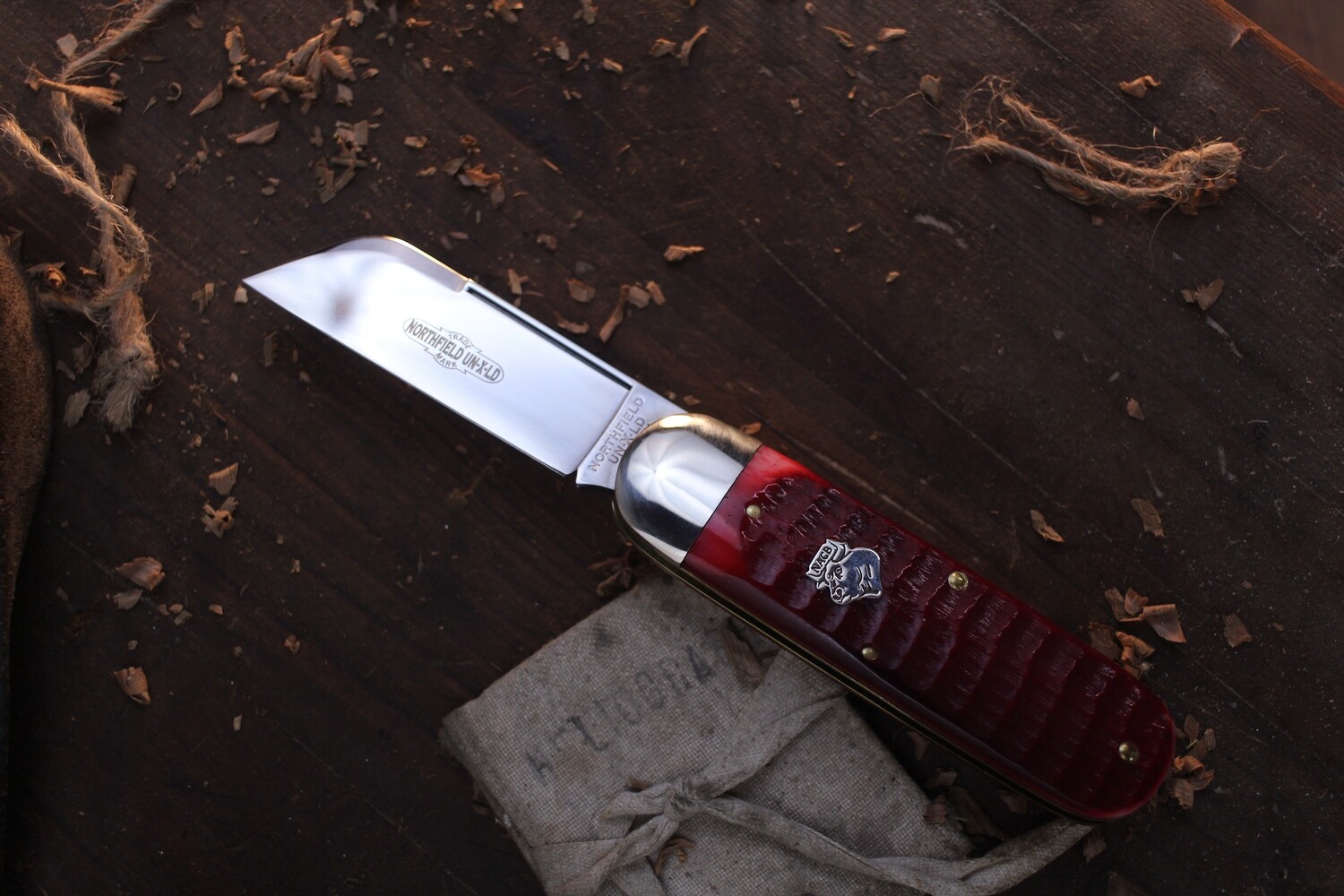 Great Eastern Cutlery Tidioute #36 Toenail Clipper 3.05&quot; Slipjoint / Blood Red Jigged Bone / Polished 1095 ( Pre Owned )