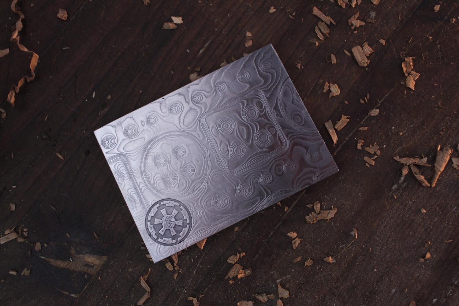 Mandolorian Homage - Medium Beskar Ingot / 4.6 Oz. Damascus