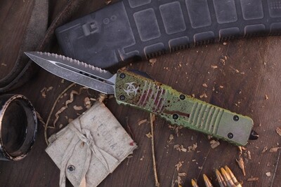 Microtech Combat Troodon 3.8&quot; D/E OTF Automatic / Outbreak Aluminum / Apocalyptic Fully Serrated ( Pre Owned )