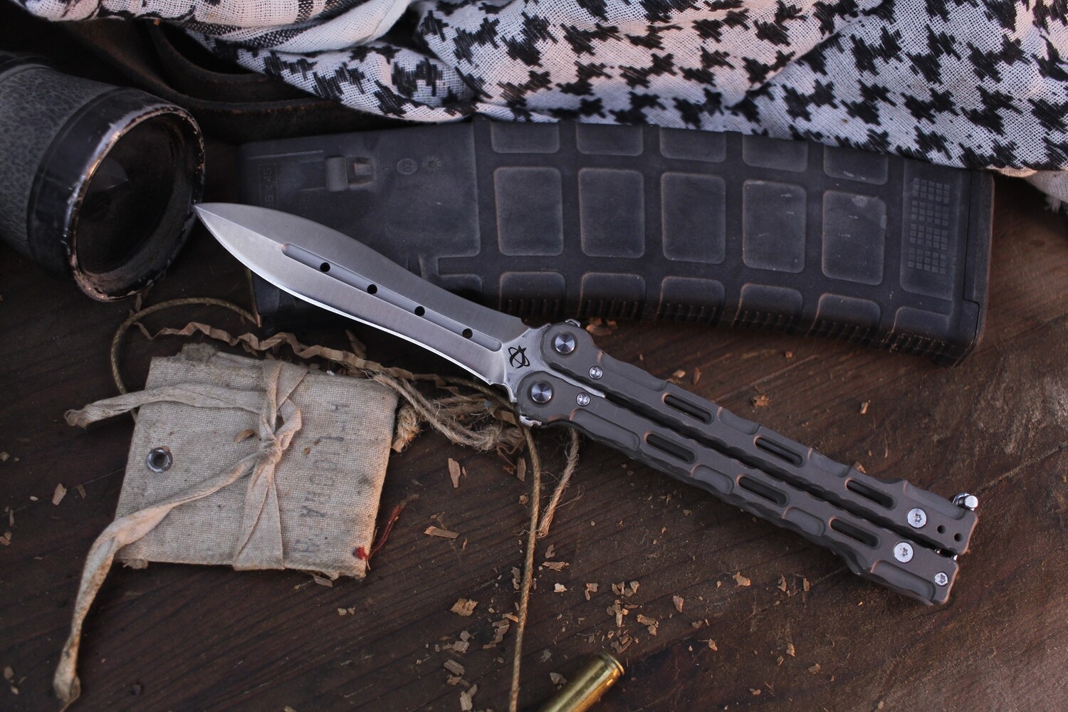 Mantis Knives Mothra 4.5&quot; Balisong / Titanium / Satin 154CM ( Pre Owned ) 