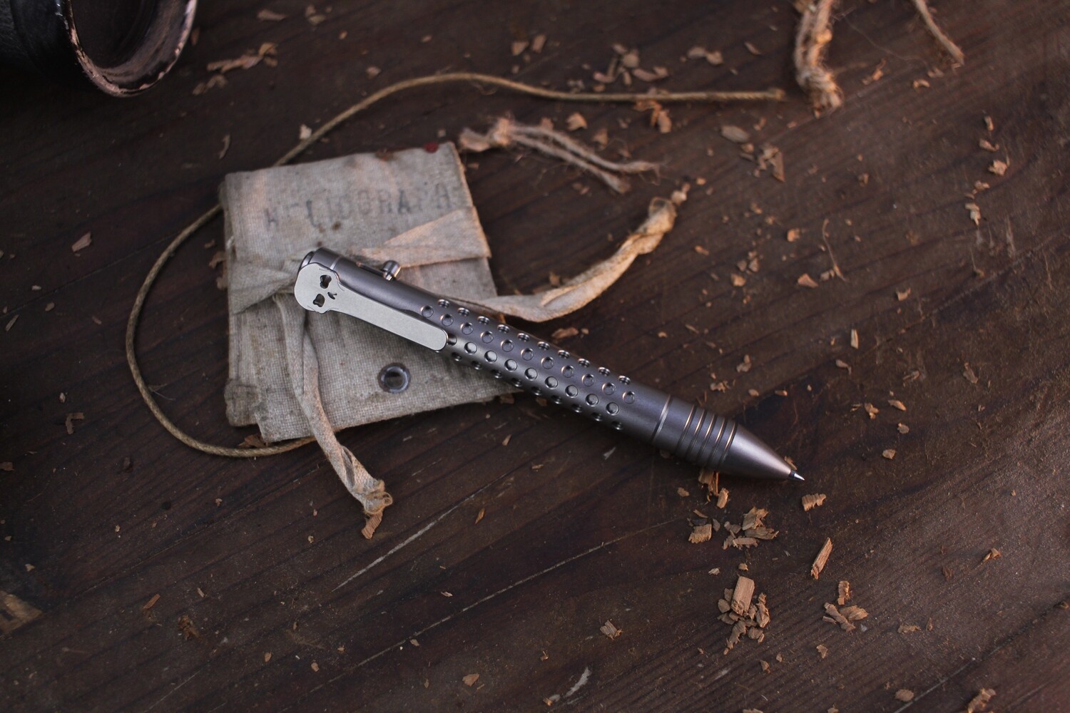 Chaves Ultramar High Speed Milled Titanium Bolt Action Pen / 4.82&quot; / Black Ink