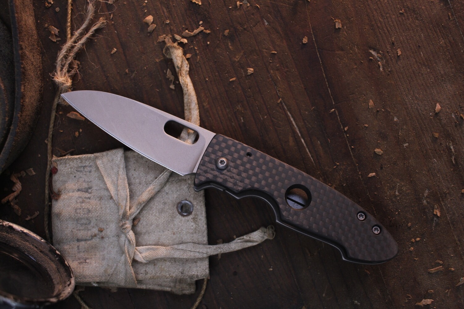 Tom Mayo Small Covert Wharnecliff  2.875&quot; Framelock Folder / Titanium &amp; Carbon Fiber / Stonewashed 6K Steel ( Pre Owned )