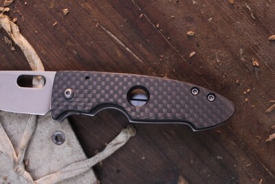 Tom Mayo Small Covert Wharnecliff  2.875" Framelock Folder / Titanium &amp; Carbon Fiber / Stonewashed 6K Steel ( Pre Owned )