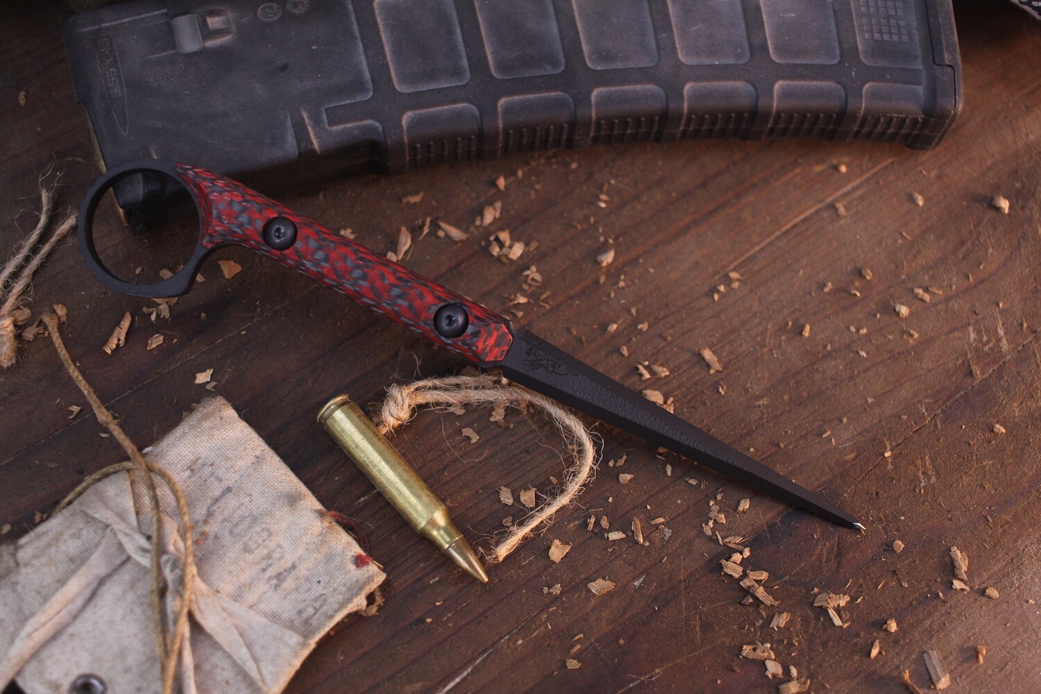 Half Face Blades Cardiac Spike 3.8” Tactical Spike / Red &amp; Black Carbon Fiber / Black Cerakote O1