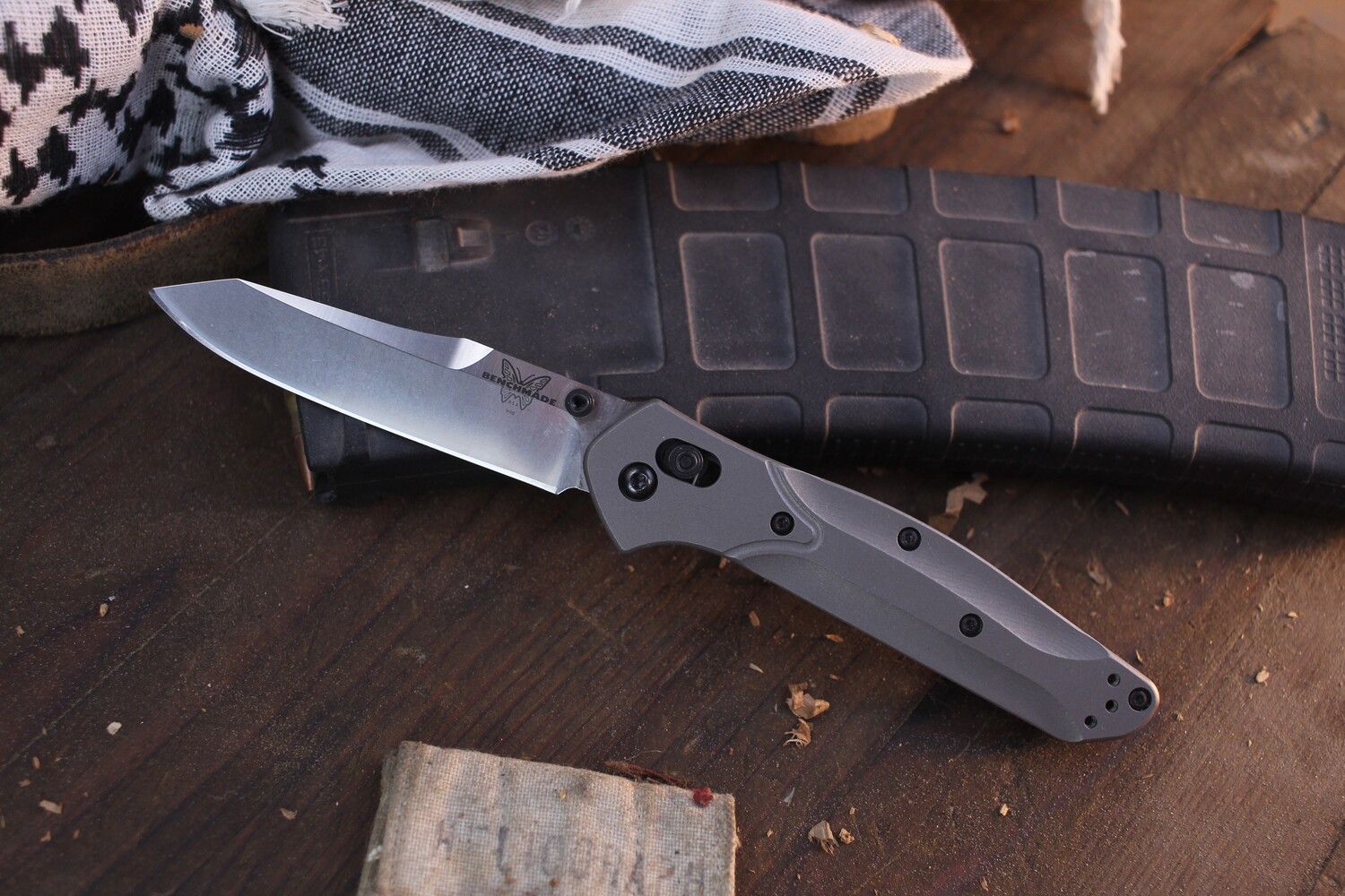 Benchmade Classic Osborne 3.4&quot; Axis Lock Folder / Titanium / Satin S30V ( Pre Owned )