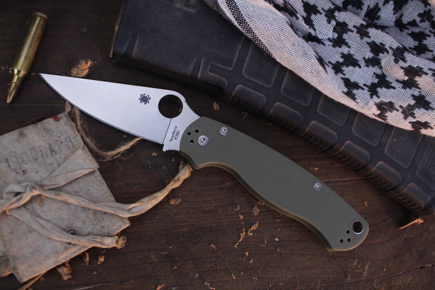 Spyderco EKnives Exclusive Paramilitary 2 3.44&quot; Compression Lock Folder / Ranger Green G-10 / Satin K390 ( Pre Owned )