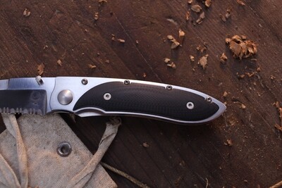 William Henry Classic S05-GS Evolution 2.75" Frame Lock Folder / Black G-10 / Satin Serrated VG-10 ( Pre Owned )