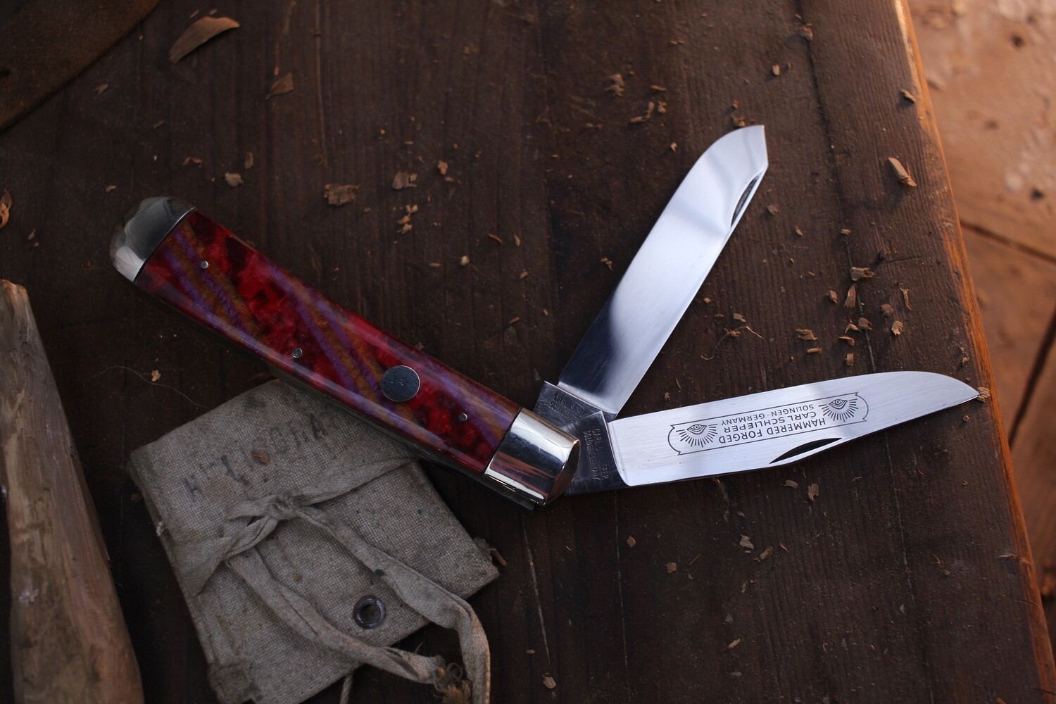 Eye Brand Carl Schlieper Vintage Large Trapper 5" Closed / Hard Candy Resin / Hammer Forged Solingen Stainless ( Pre Owned )