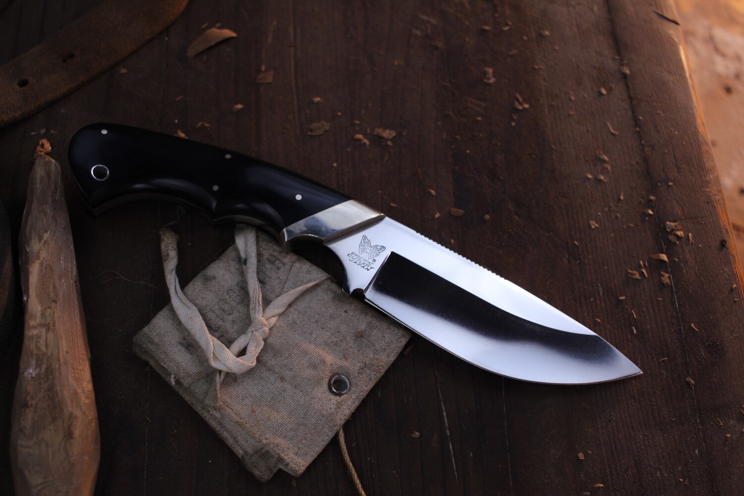 Benchmade-Pacific Cutlery Vintage Model 953 4.25&quot; Hunter / Black Micarta / Satin Stainless ( Pre Owned )