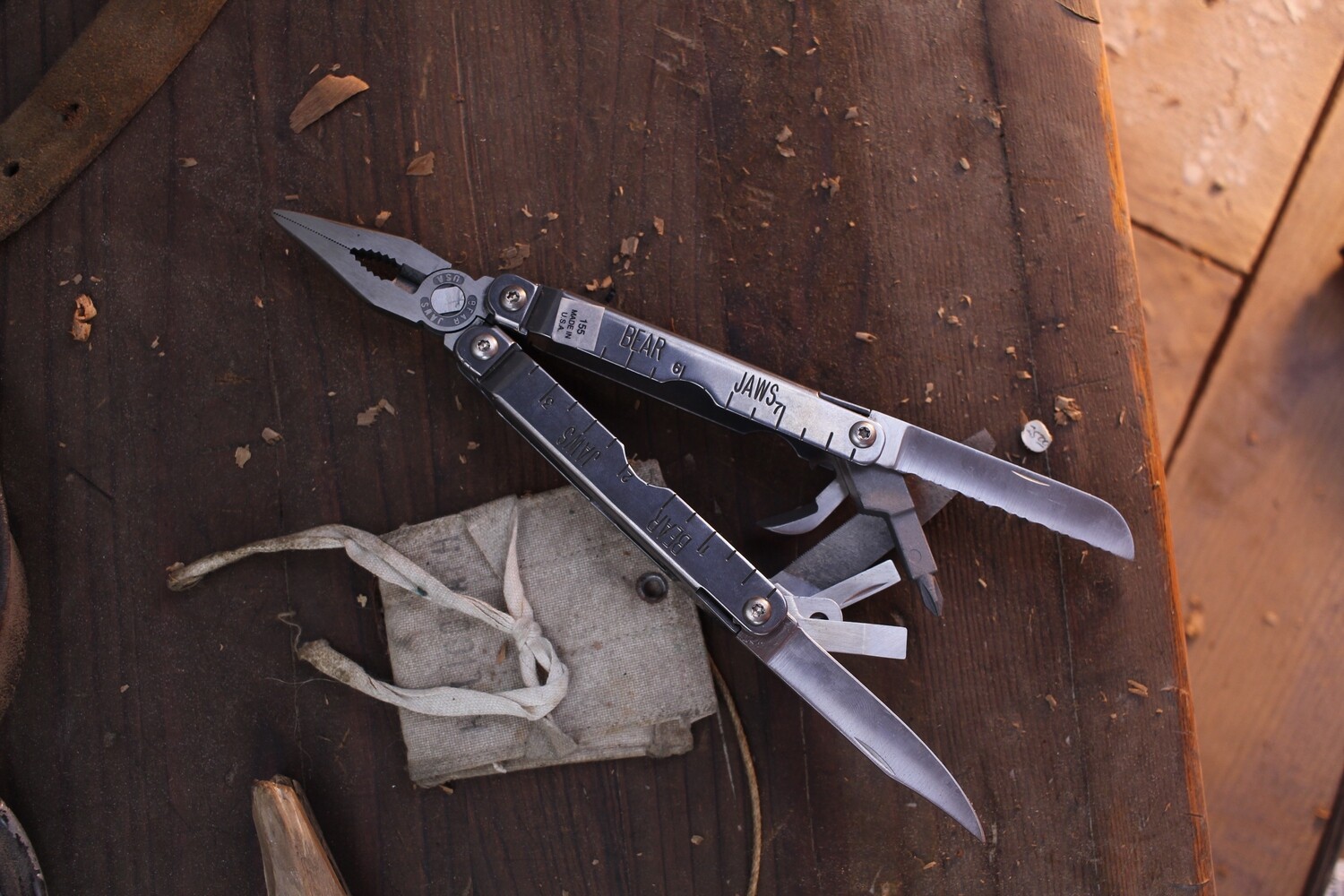 BEAR MGC Cutlery Vintage 155 BEAR JAWS Multi Tool / Stainless Steel ( Pre Owned )