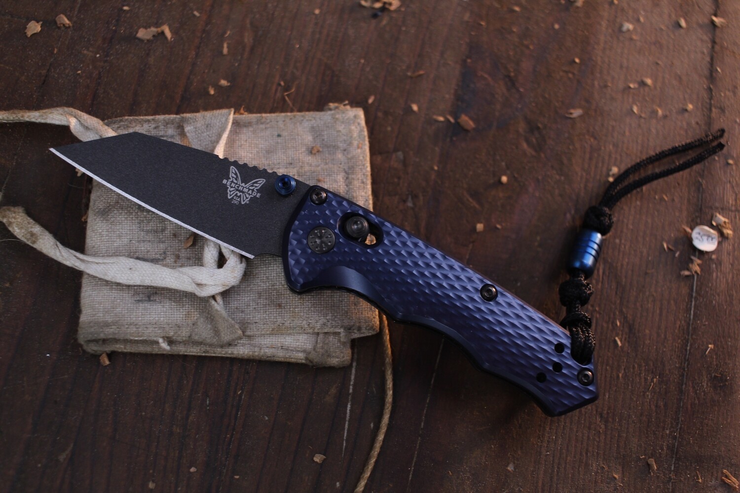 Benchmade Full Immunity 2.5&quot; AXIS Lock Folder / Crater Blue Aluminum / Black M4 ( Pre Owned )