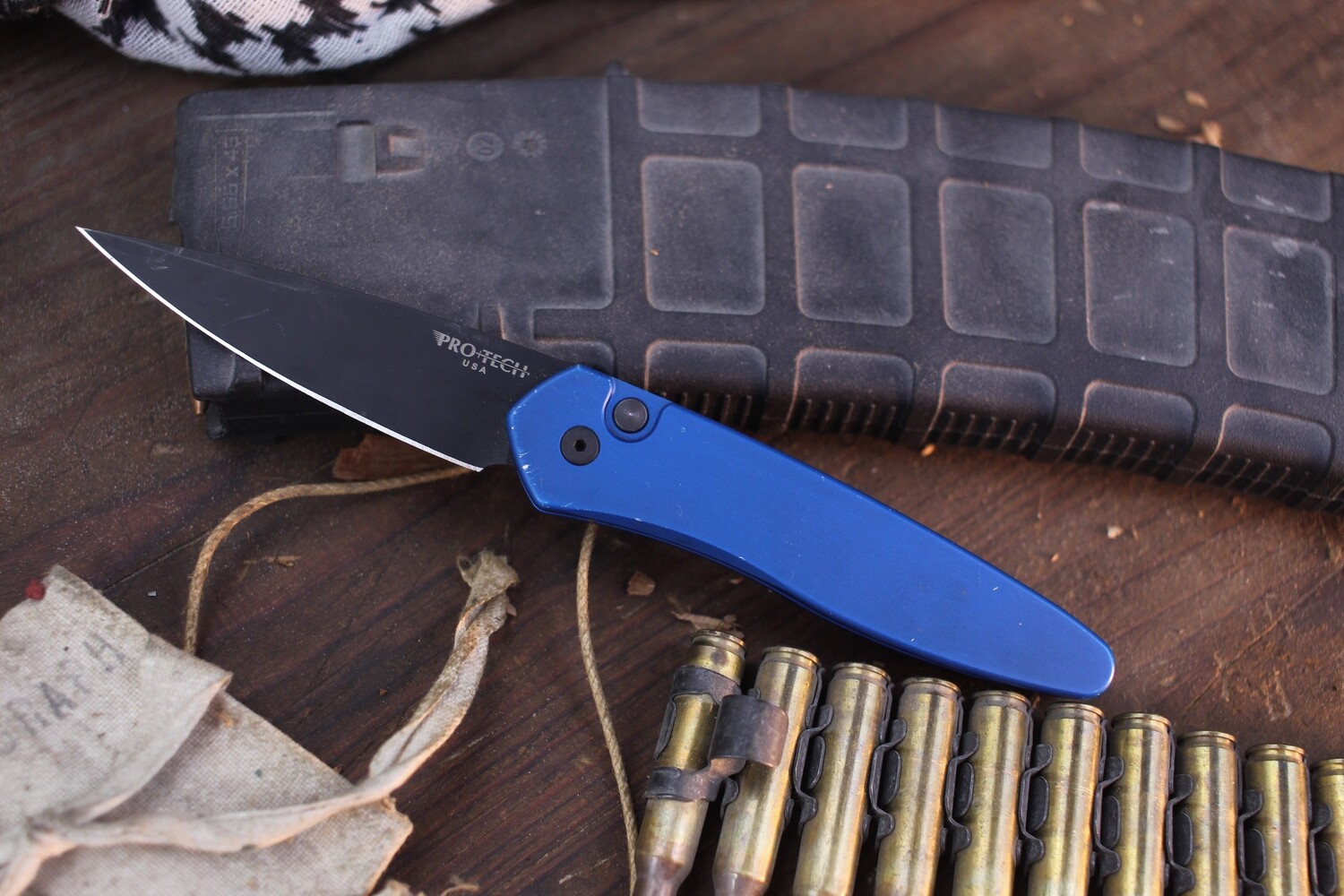 Pro-Tech Newport 3&quot; Automatic Folder / Blue Aluminum / Black S35VN ( Pre Owned )