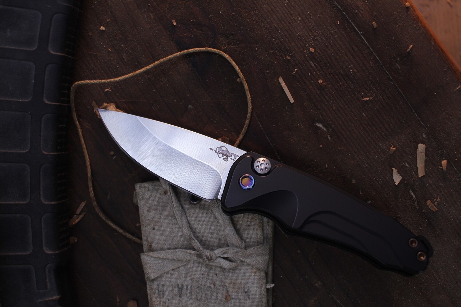 Medford Knife and Tool (MKT) Smooth Criminal 3&quot; Plunge Lock Auto / Black PVD Aluminum / Polished S45VN ( Pre Owned )