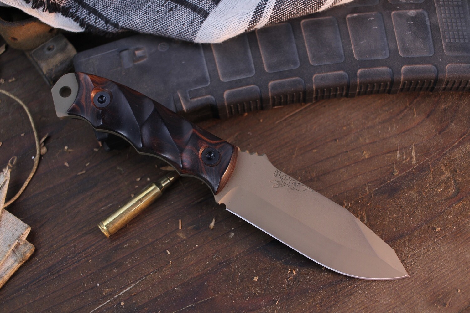 Half Face Blade Disaster Jr. 3.75” Fixed Blade / Contoured Arizona Ironwood / FDE Cerakote CPM-3V