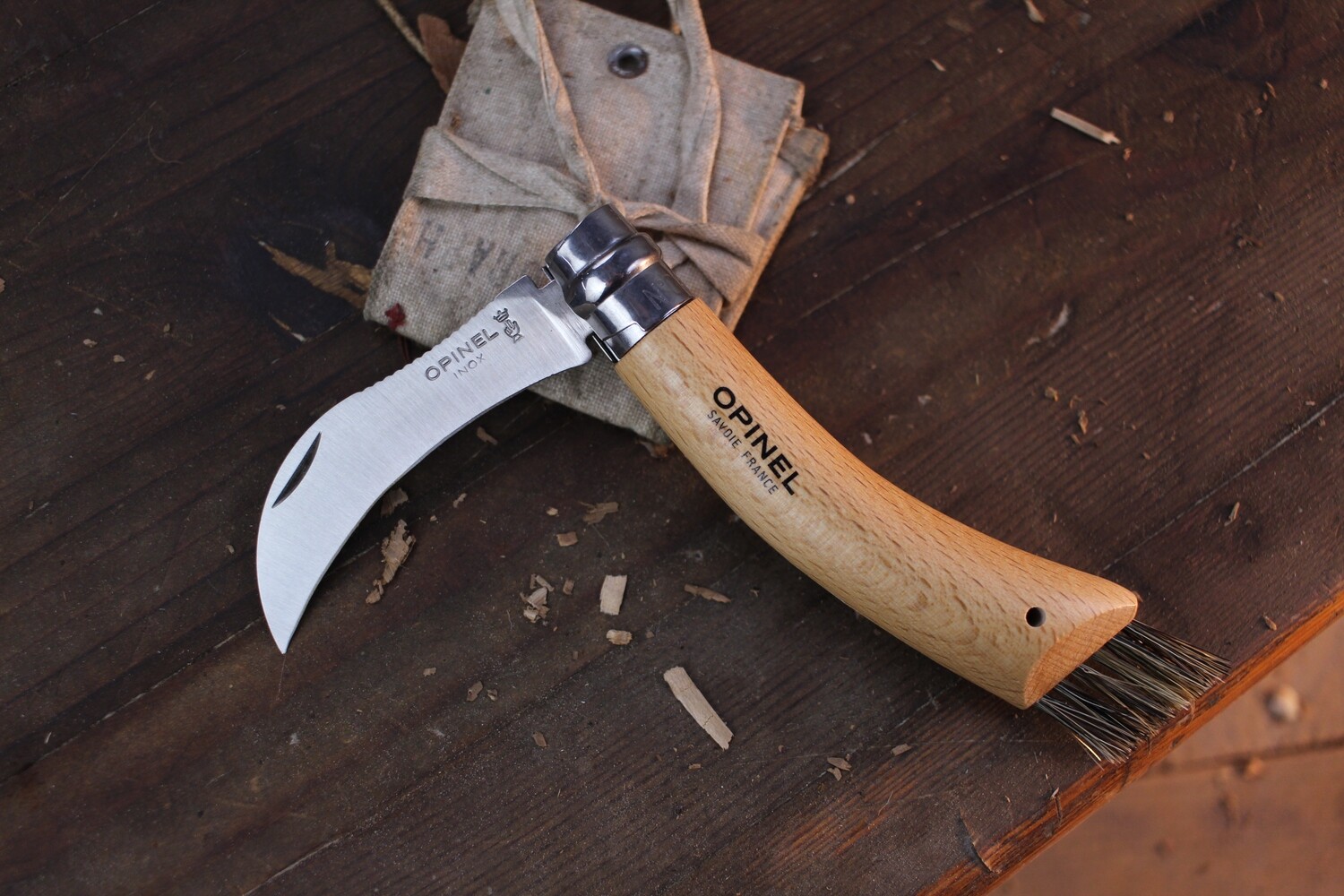 Opinel Knives No. 8 Mushroom 2.875&quot; Knife / Beechwood Handle &amp; Brush / Satin Sandvik 12C27