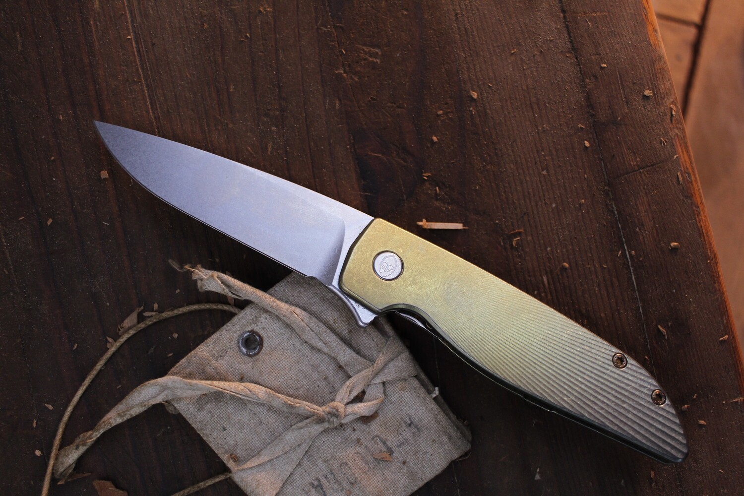 Grimsmo Rask 3.375&quot; Framelock Folder / Citrus to Gold Anodized Starburst Titanium / Stonewashed RWL34 ( Pre Owned )