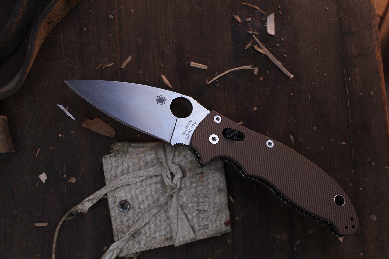 Spyderco Manix II 3.37&quot; Folding Knife / Coyote G10 / Satin 15V ( Pre Owned )