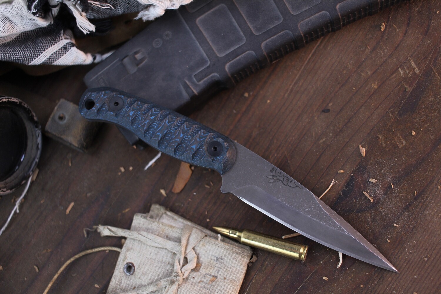 Half Face Blade Ryu 4.125” Fixed Blade / Arctic Storm Carbon Fiber / Acid Washed CPM-Magnacut ( Pre Owned )