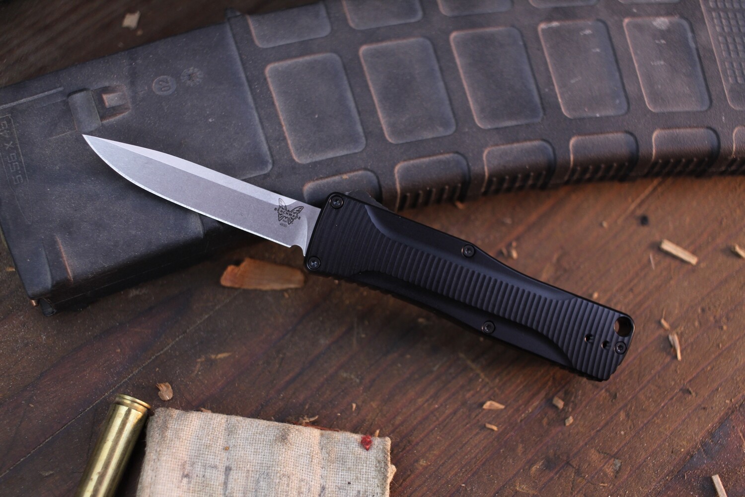 Benchmade Om 2.5&quot; D/A OTF Auto / Black Aluminum / Satin S30V