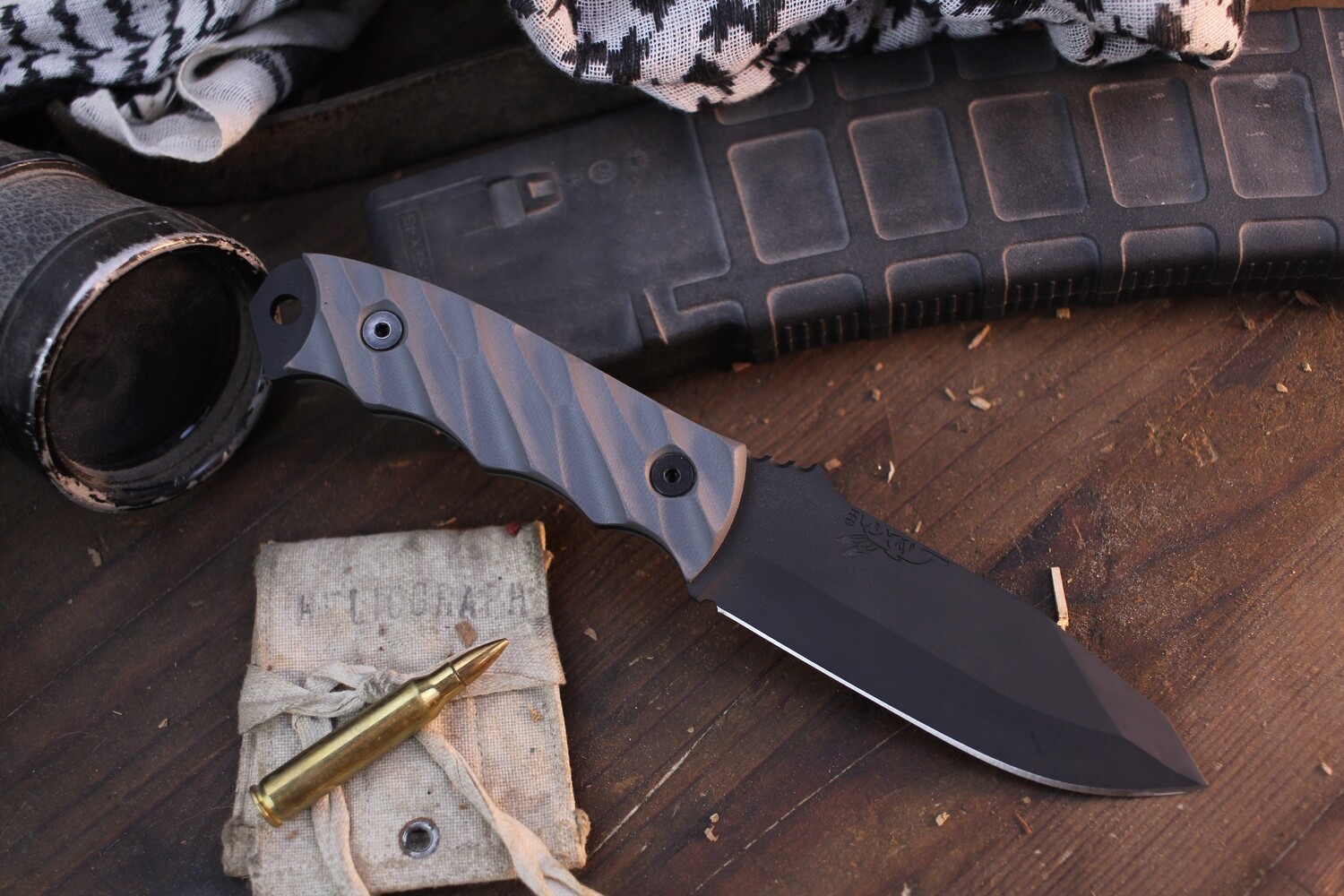 Half Face Blade Disaster Jr. 3.75” Fixed Blade / Contoured Grey G-10 / Black Cerakote CPM-3V