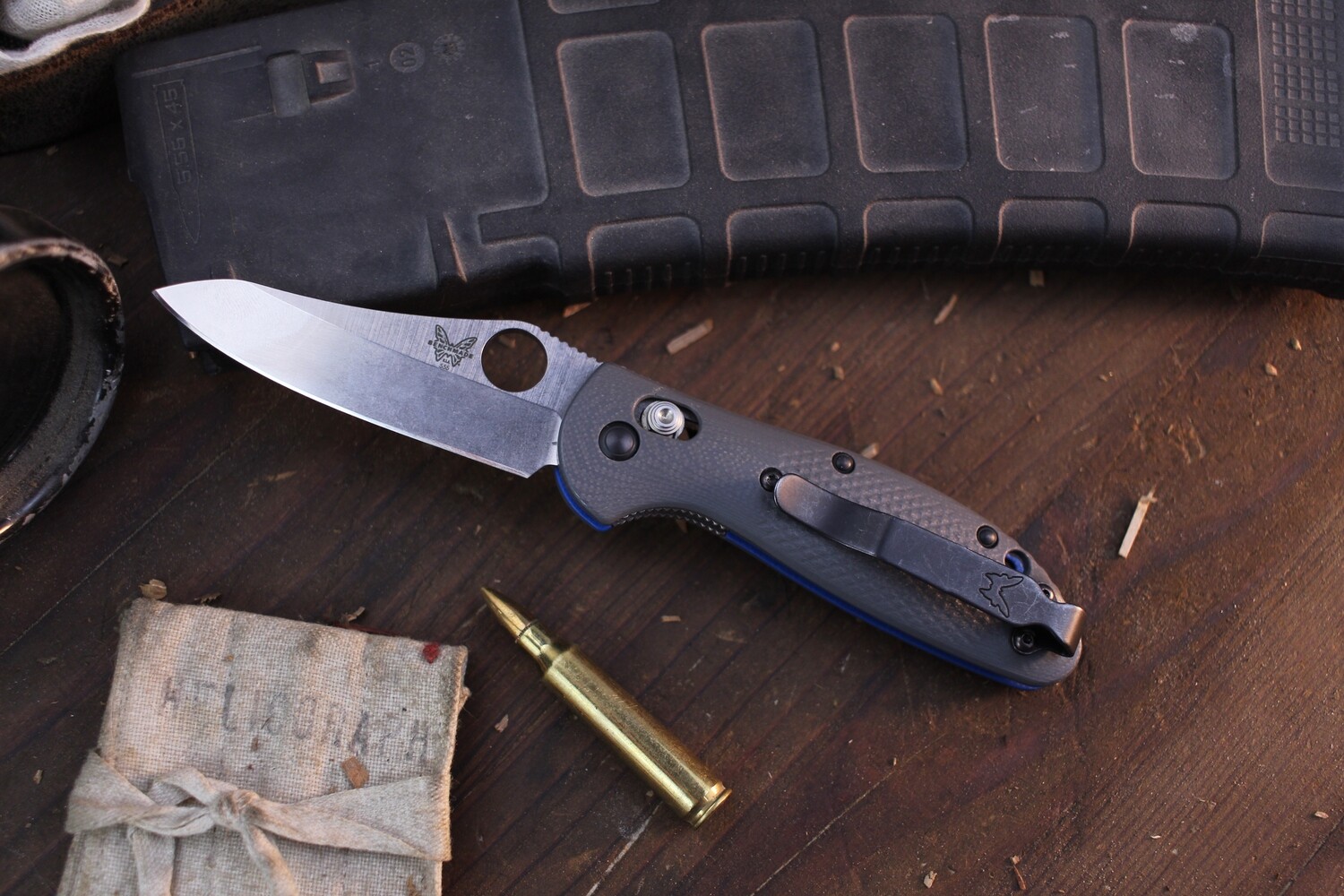 Benchmade Mini Griptilian 2.91&quot; AXIS Lock Folder / Gray &amp; Blue G-10 / Satin 20CV ( Pre Owned )