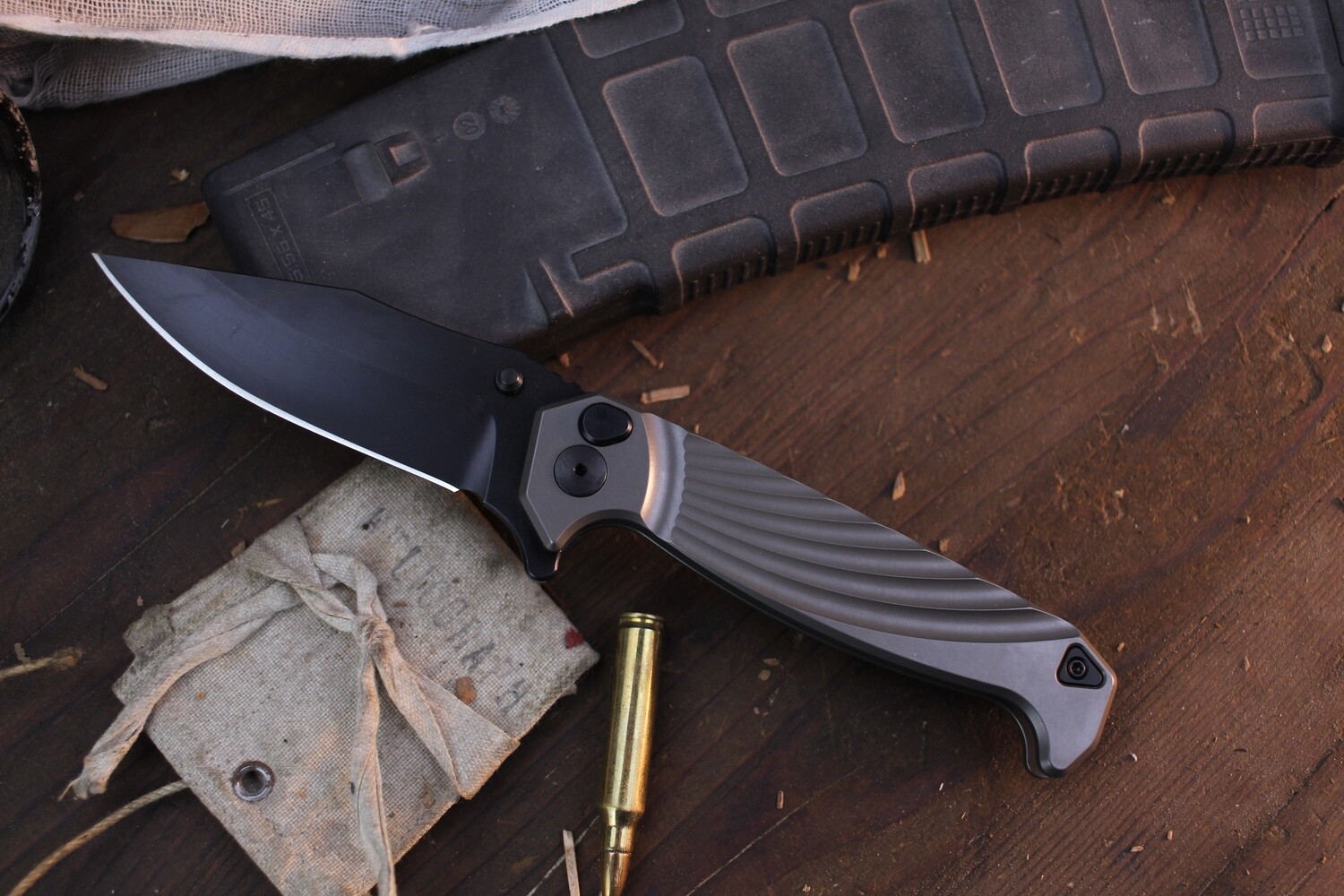Half Face Blade GEN 2 Crow 3.1&quot; Plunge Lock Flipper / Monolithic Feathered Titanium Frame / Elite Black Cerakote Magnacut
