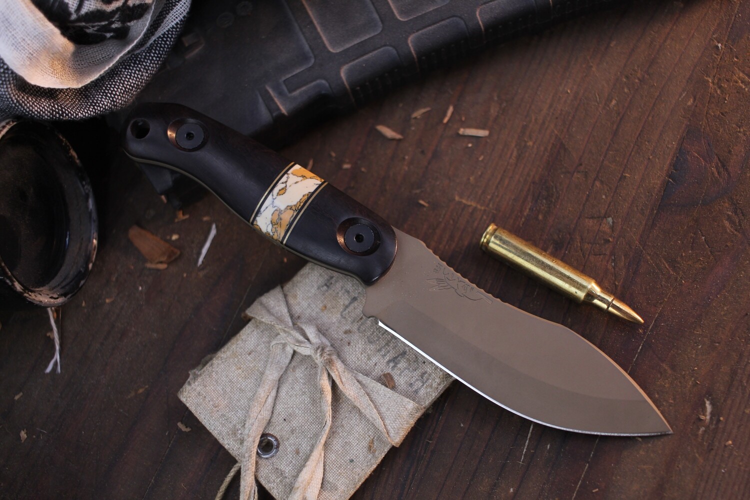 Half Face Blade Skinner Jr. 3.75&quot; Fixed Blade / Desert Ironwood &amp; Tru-Stone / FDE Cerakote Magnacut