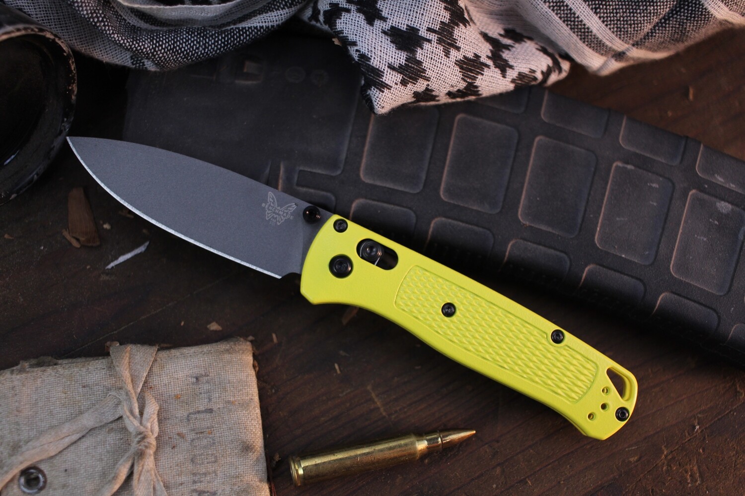 Benchmade NK Custom Bugout 3.24&quot; AXIS Lock Folder / Lemon Zest Grivory &amp; Black Hardware / Grey S30V