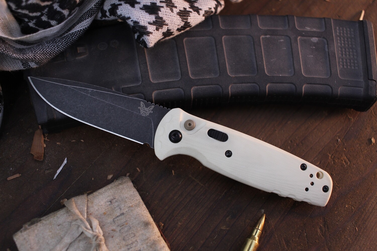 Benchmade CLA 3.4&quot; Plungelock Auto Folder / Ivory G-10 &amp; Bronze Hardware / DLC Blackwashed MagnaCut ( Discontinued )