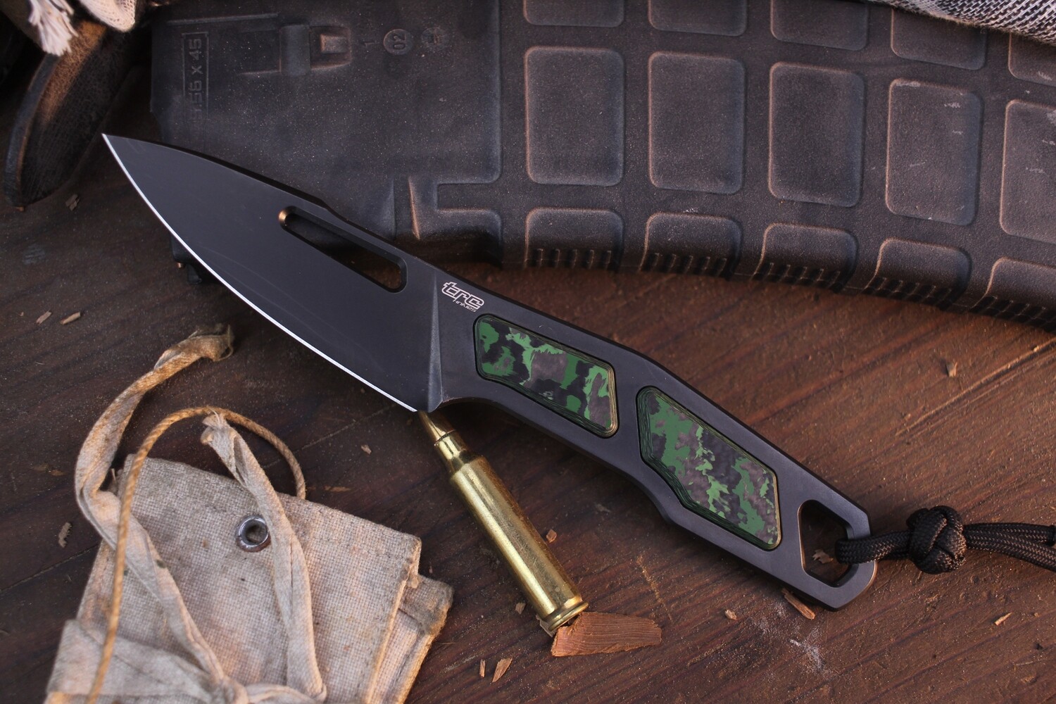TRC Knives Speed Demon 3.5&quot; Fixed Blade Knife / Jungle Wear Carbon Fiber / DLC M390 ( Pre Owned )