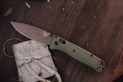 Benchmade NK Custom Bugout 3.24&quot; AXIS Lock Folder / Bazooka Green &amp; Black hardware / FDE S30V