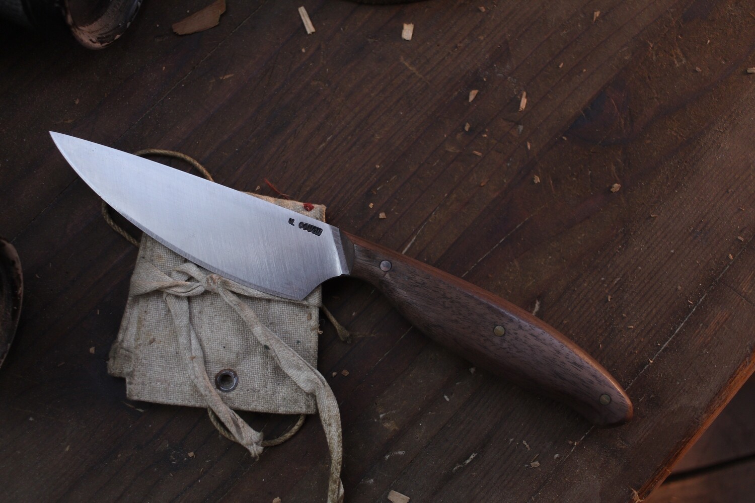 Mark Couch Large 4” Drop Point Hunter / Walnut / Satin 52100