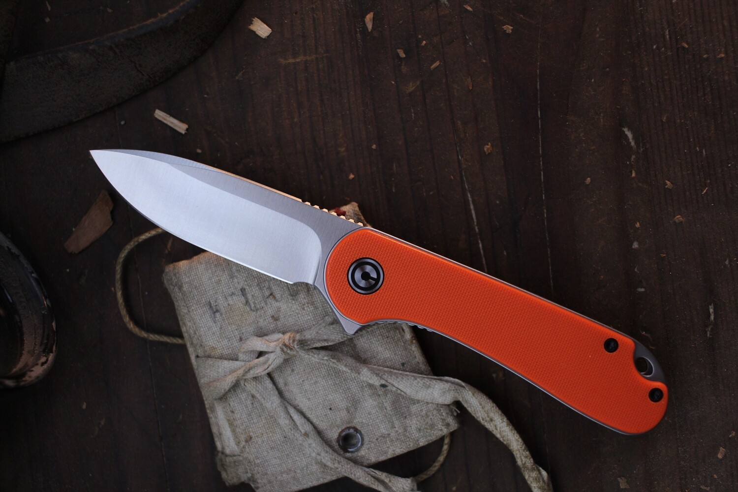 CIVIVI Elementum 2.9&quot; Linerlock Flipper / Orange G-10 / Satin D2