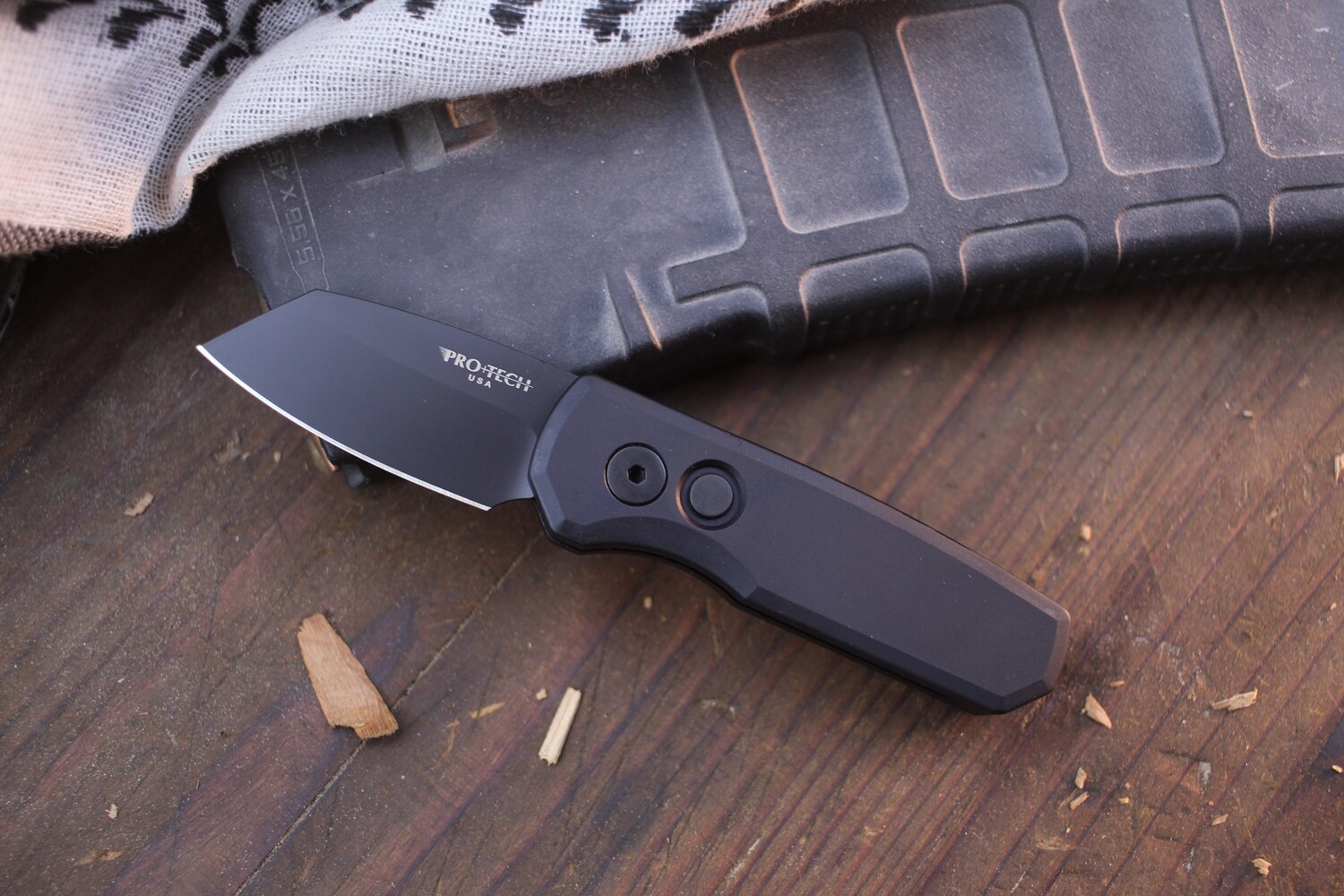 Pro-Tech Runt 5 1.94” Reverse Tanto Auto Buttonlock Folder / Black Aluminum / Black DLC Magnacut