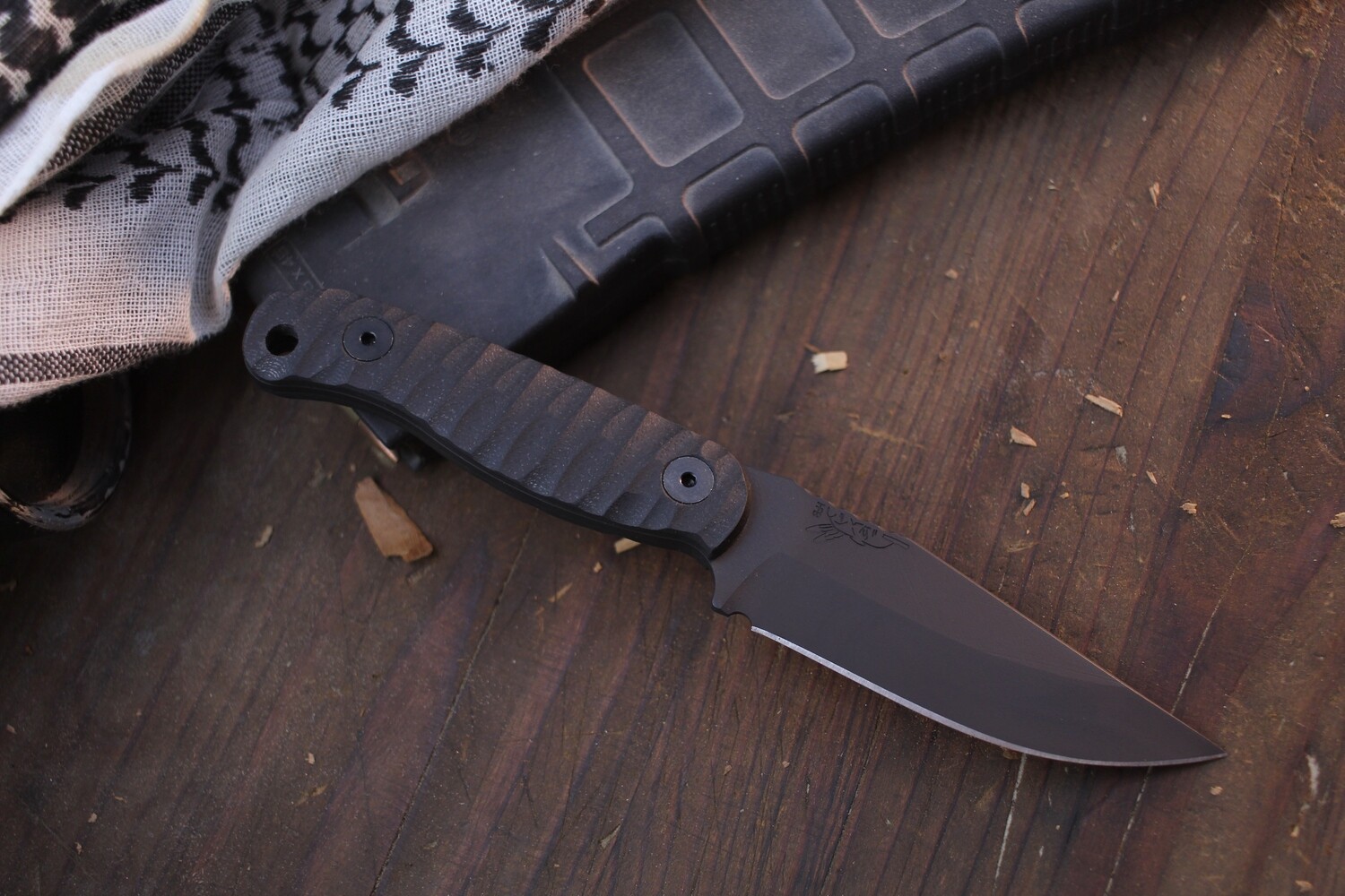 Half Face Blade Featherlight 3.35” Fixed Blade / Black G-10 / Black Cerakote MagnaCut