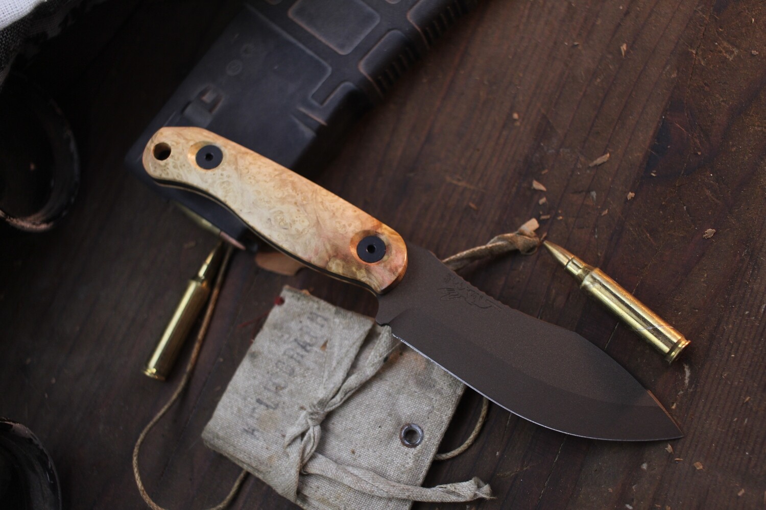 Half Face Blade Skinner Jr. 3.75&quot; Fixed Blade / Dyed Box Elder Burl / Bronze Cerakote MagnaCut