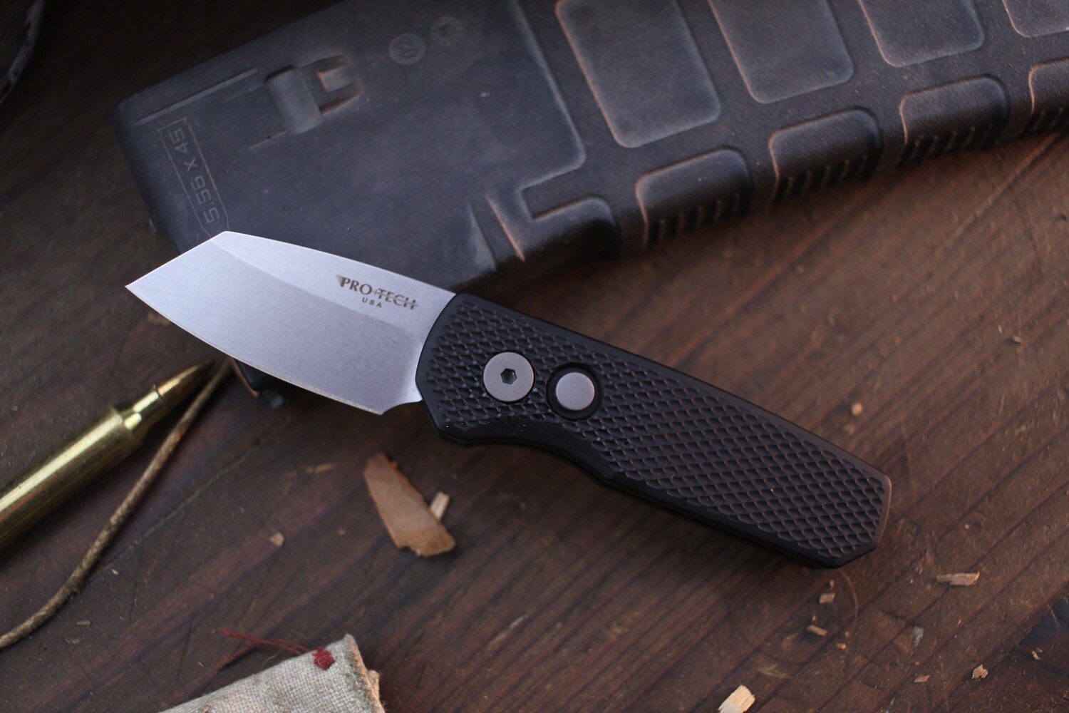 Pro-Tech Runt 5 1.94” Reverse Tanto Auto Buttonlock Folder / Textured Black Aluminum / Stonewashed Magnacut