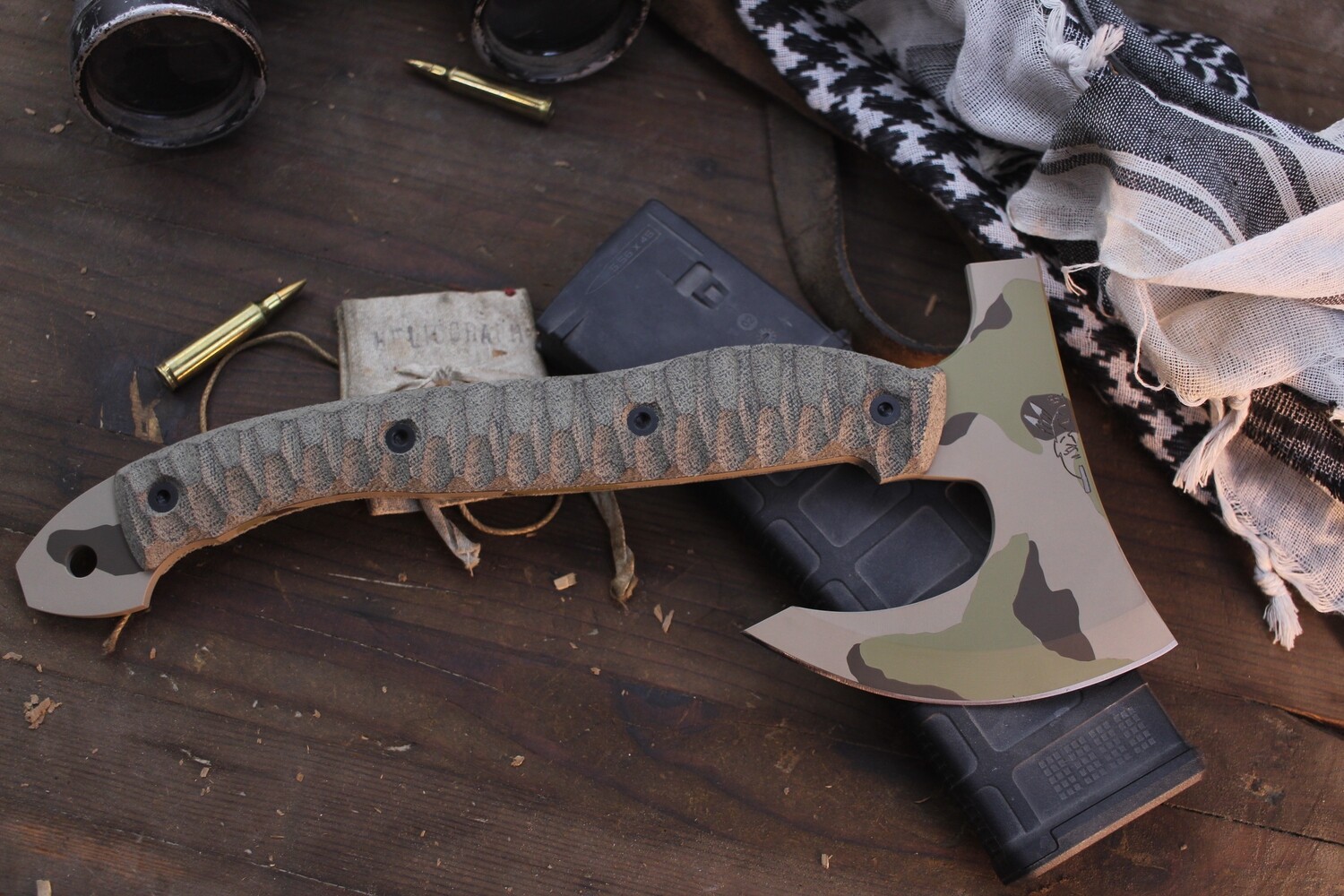 Half Face Blade Viking Hawk / OD Green Linen Micarta / Desert (DCU) Camo Cerakote S35VN
