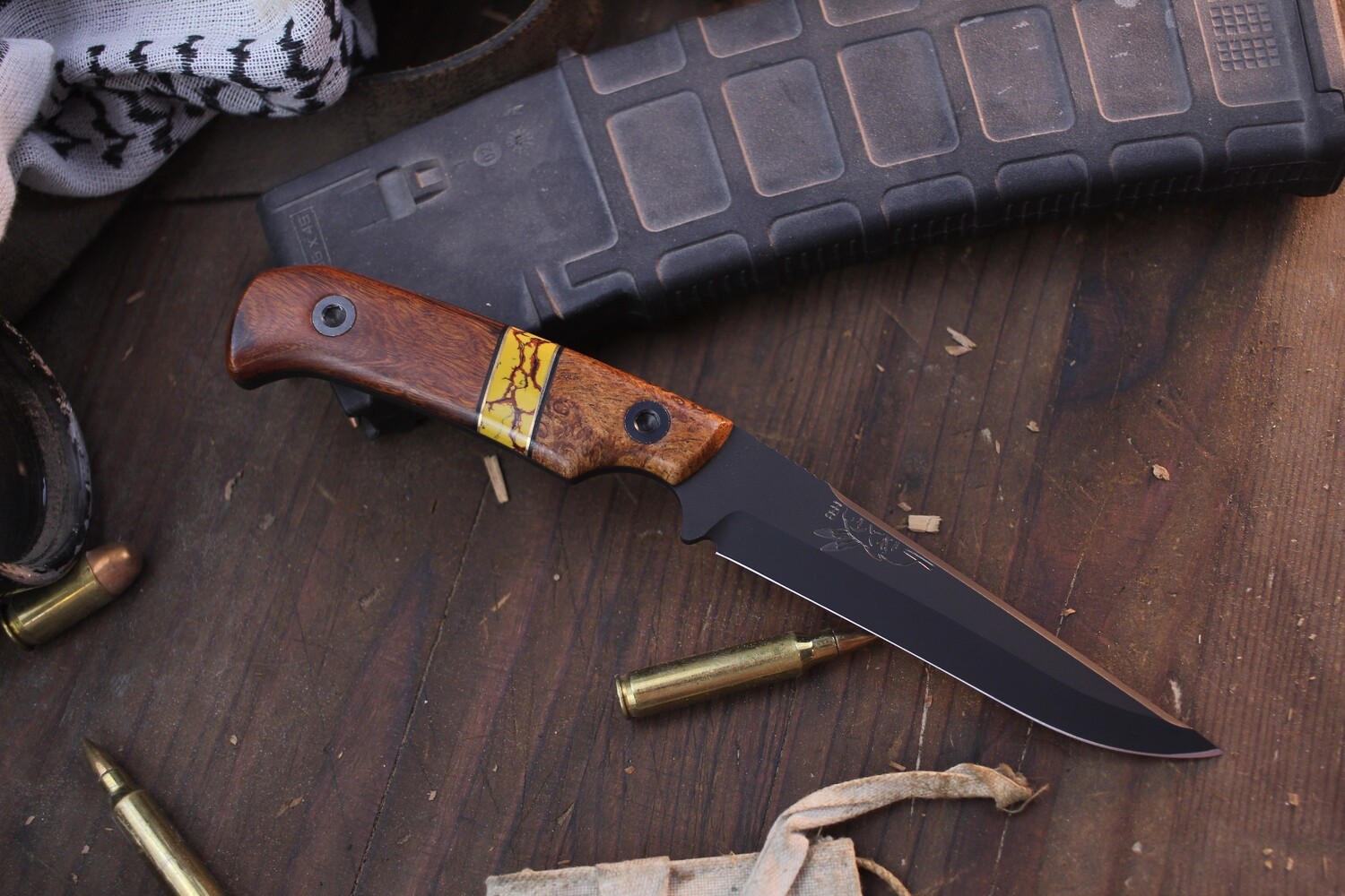 Half Face Blade Custom Boogeyman 4.125&quot; Fixed Blade / Afzelia &amp; Desert Ironwood / Black Cerakote MagnaCut